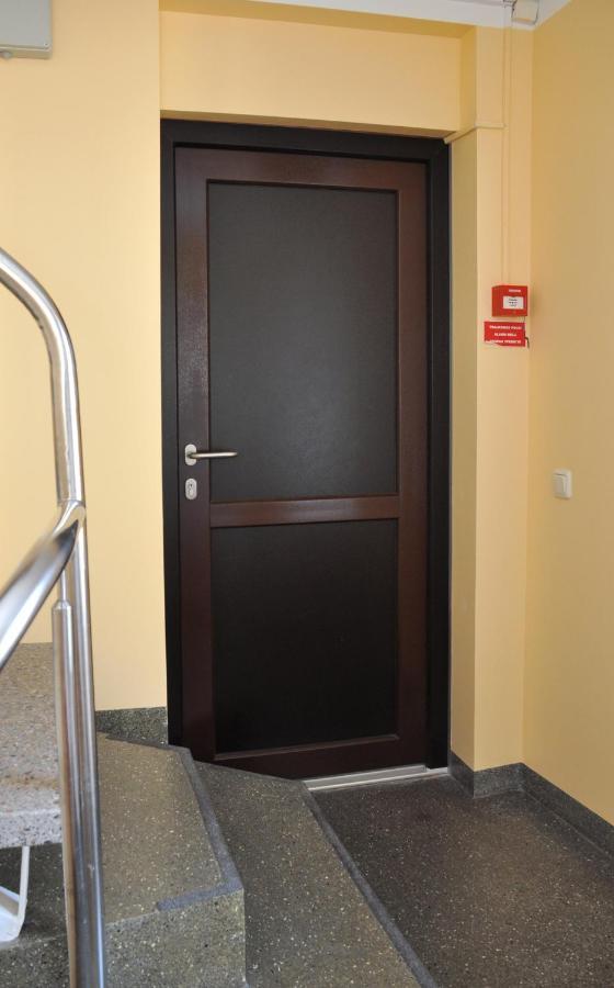 Riga City Center Quiet Apartment With Free Private Parking Eksteriør bilde